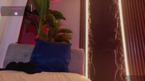 Snapshot of la_diabla_111_ chatting on October 4, 9:19 pm Karime online show from October 4, 9:19 pm