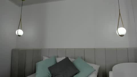 Victoria  online show from February 20, 7:52 pm