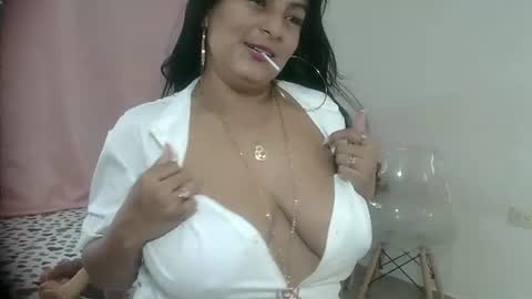 la_wuaifu1 online show from June 13, 9:12 pm