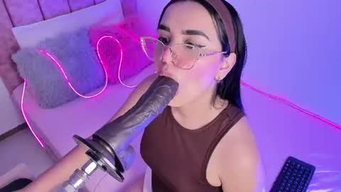 lana  foxx Model  independient online show from June 16, 12:55 am