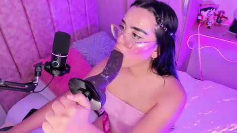 lana  foxx Model  independient online show from July 7, 12:24 am