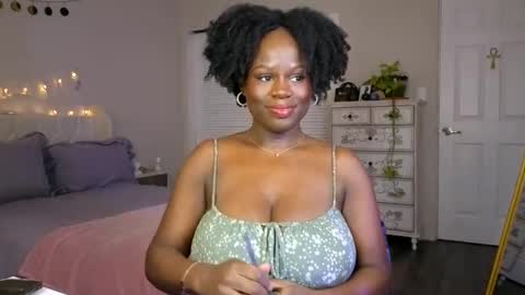 La Diosa Selene online show from May 22, 1:36 am