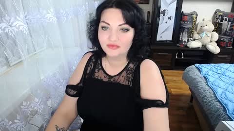 lady_boom_ online show from February 2, 5:59 pm