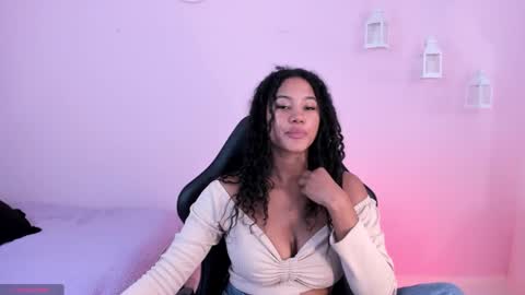 Snapshot of lady_danbury chatting on March 8, 8:35 pm Karla - Instagram lady karla1 online show from March 8, 8:35 pm