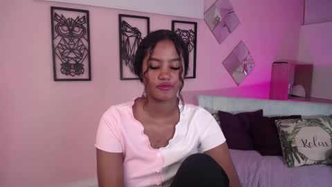 Snapshot of lady_danbury chatting on February 11, 8:20 pm Karla - Instagram lady karla1 online show from February 11, 8:20 pm