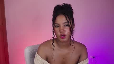 Snapshot of lady_danbury chatting on February 18, 6:39 pm Karla - Instagram lady karla1 online show from February 18, 6:39 pm