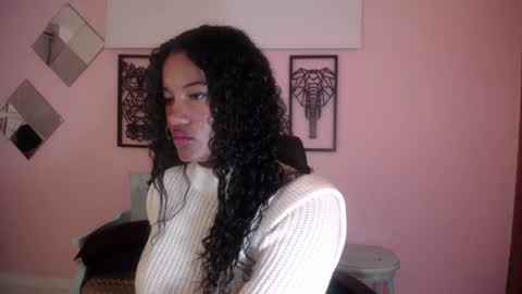 Snapshot of lady_danbury chatting on December 2, 8:09 pm Karla - Instagram lady karla1 online show from December 2, 8:09 pm