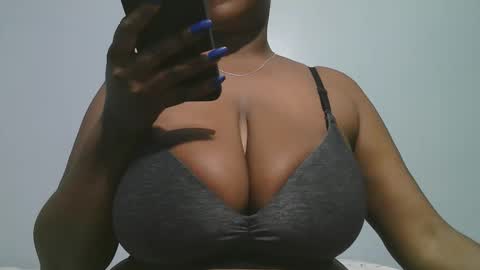 lady_dearra online show from January 13, 3:34 am