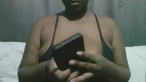 lady_dearra online show from September 17, 11:30 am