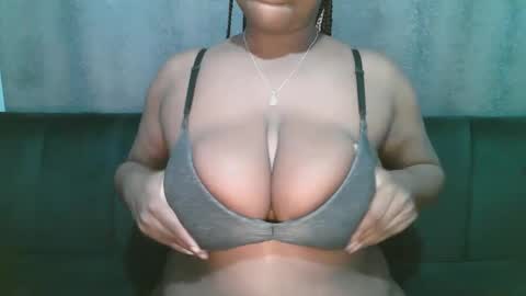 lady_dearra online show from March 19, 3:22 am