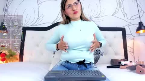 LADY  online show from July 29, 2:22 am