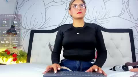 LADY  online show from July 14, 2:27 am