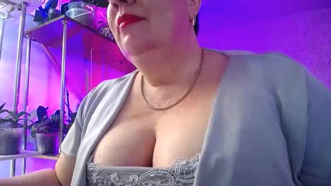 Lady Gloria online show from February 15, 10:47 am