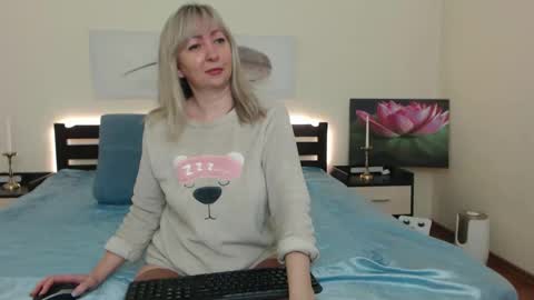 Sofi online show from February 8, 4:04 pm