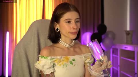 Snapshot of lady_nicolett chatting on September 12, 9:40 am lady_nicolett online show from September 12, 9:40 am