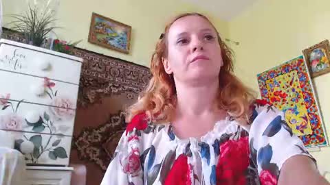 Sima Ladybigsmile online show from July 8, 9:33 am