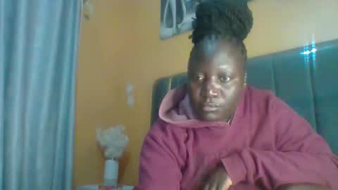 lindah32 online show from December 20, 6:45 pm