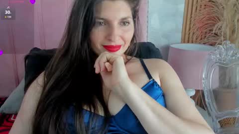  Danna................. online show from October 21, 7:29 pm