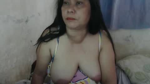 ladyjelyn69 online show from May 4, 8:51 am