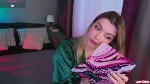 ladylancaster online show from November 23, 12:40 pm