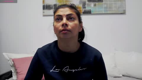 Lia online show from December 9, 4:45 am