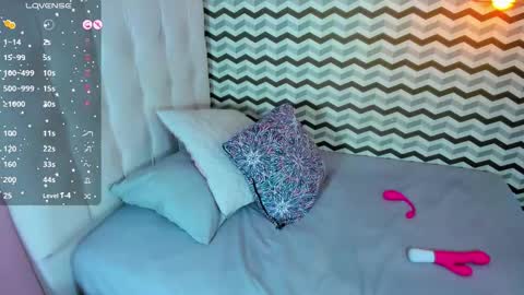 LADY  online show from March 4, 12:34 pm