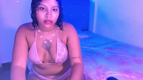 laura online show from April 29, 6:27 am