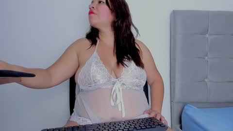 Ladysexy hot19  online show from January 29, 3:44 am