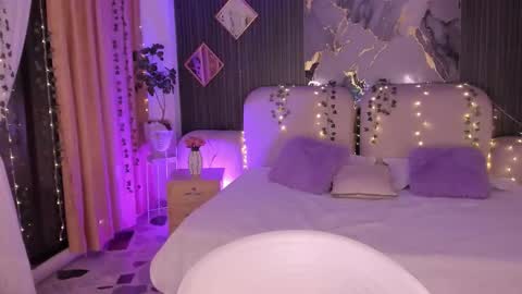 Lady  online show from March 12, 4:59 am