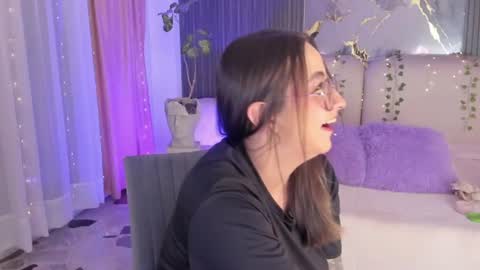Lady  online show from June 17, 4:14 am