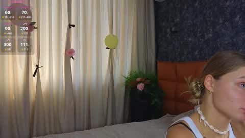 Snapshot of lafeti chatting on September 17, 6:55 am Lilia online show from September 17, 6:55 am
