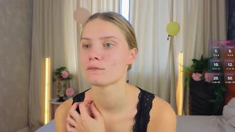 Snapshot of lafeti chatting on October 12, 7:11 am Lilia online show from October 12, 7:11 am