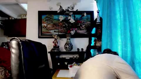 laia_hadid online show from February 25, 3:43 pm