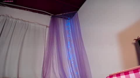Laila online show from July 24, 4:21 am