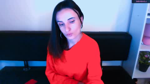 Snapshot of laimapinch_ chatting on December 29, 11:07 am Laima online show from December 29, 11:07 am