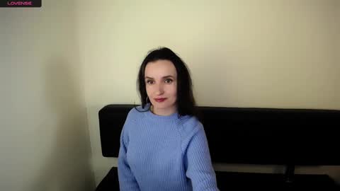 Snapshot of laimapinch_ chatting on October 12, 12:07 pm Laima online show from October 12, 12:07 pm
