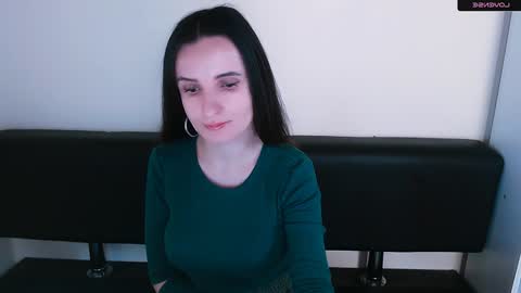 Snapshot of laimapinch_ chatting on January 4, 9:10 am Laima online show from January 4, 9:10 am