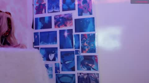 Snapshot of lala_moon chatting on October 29, 8:22 pm lala Moon online show from October 29, 8:22 pm