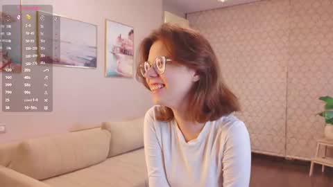 Julia online show from June 19, 8:23 pm