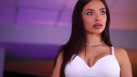 Lala online show from December 22, 7:50 pm