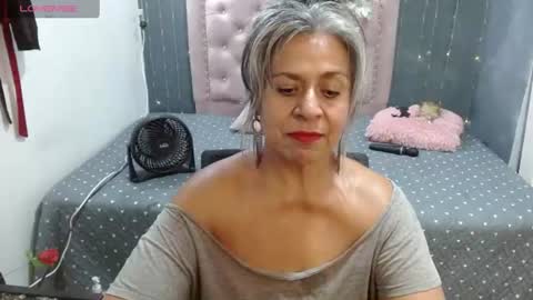 lalisha online show from July 12, 2:01 am