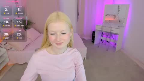 Laly online show from June 17, 11:55 am