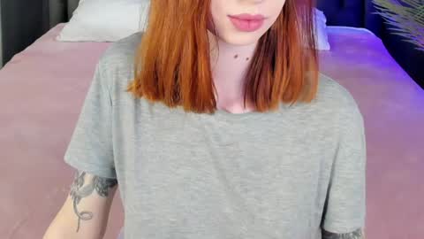 Mimi online show from May 3, 8:34 pm