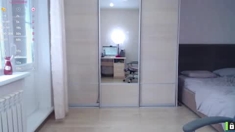 Lana online show from October 15, 7:55 am