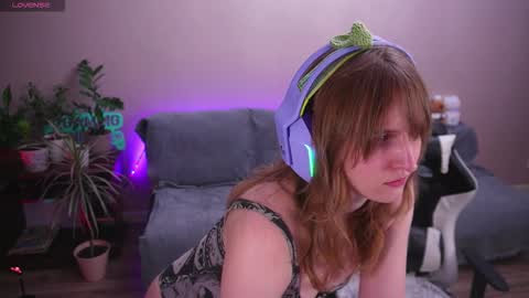 Kay online show from December 18, 9:08 pm