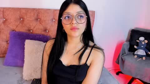 Snapshot of lana_dol chatting on February 4, 12:11 pm ... . . ... online show from February 4, 12:11 pm