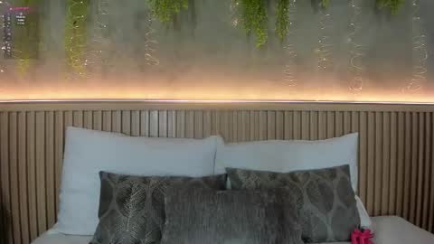 lana_lann online show from February 21, 11:55 am