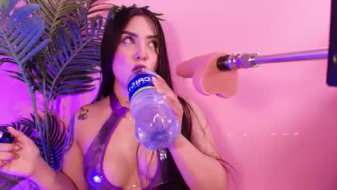 LANA online show from July 23, 4:42 am