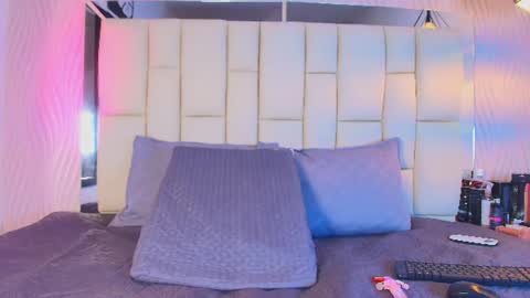 Vanessa  online show from June 18, 12:10 pm