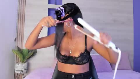 katiuska online show from November 27, 3:09 am